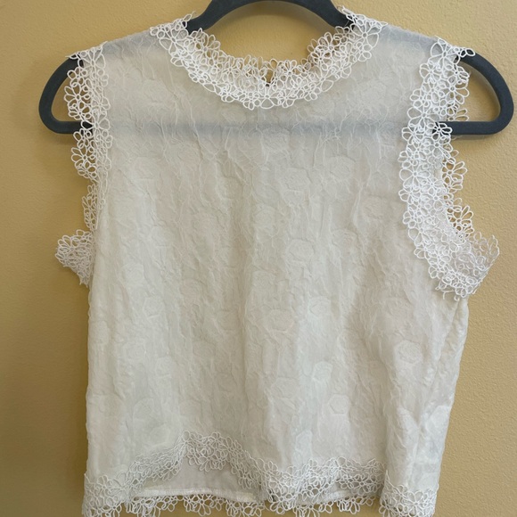 Chicwish Diva crop top in white - Picture 2 of 7